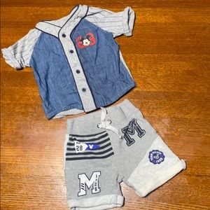 Mickey Mouse 2pc outfit